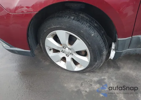 2011 Subaru Outback 2.5I Limited z USA, uszkodzony, nr VIN 4S4BRBKC9B3400069